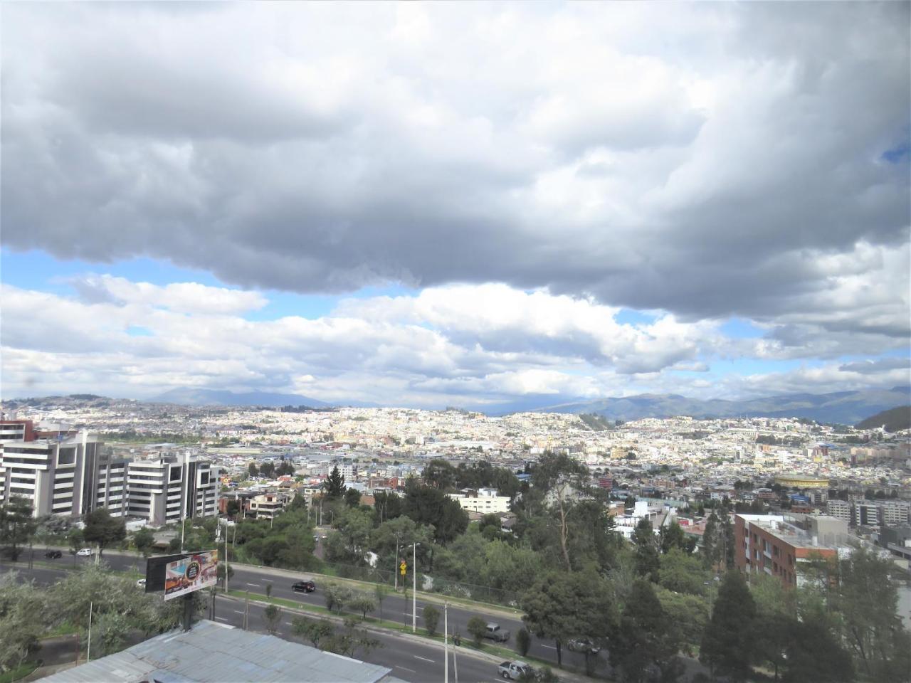 Alojamiento Ejecutivos Quito Exterior photo